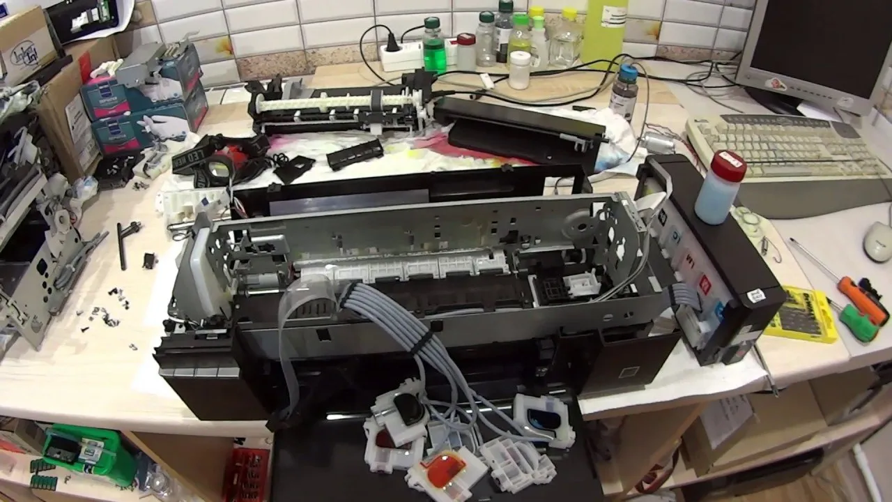 Printerni to‘liq demontaj qilish va chuqur ta’mirlash jarayoni